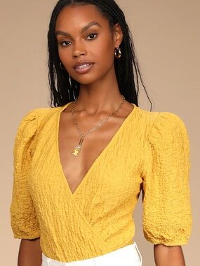 Lulu’s Textured V-Neck Puff Sleeve Bodysuit in Mustard Yellow